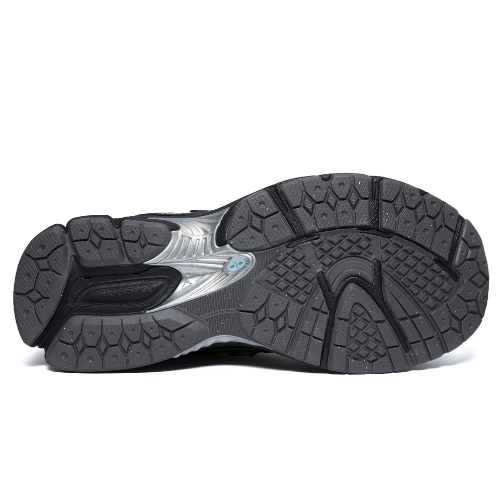 Buty dziecięce New Balance G190619R – czarne