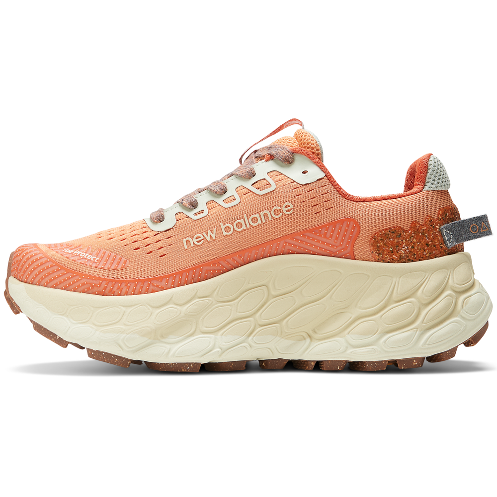 Buty damskie New Balance Fresh Foam X More Trail v3 WTMORCO3 – pomarańczowe