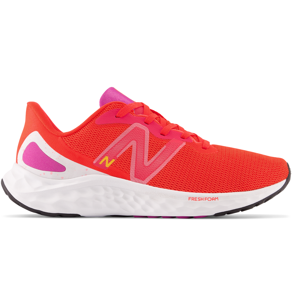 Buty damskie New Balance Fresh Foam Arishi v4 WARISLR4 – czerwone