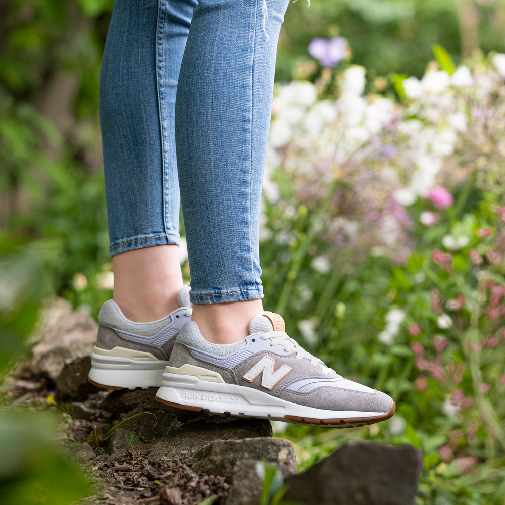 Buty New Balance CW997HLP – beżowe