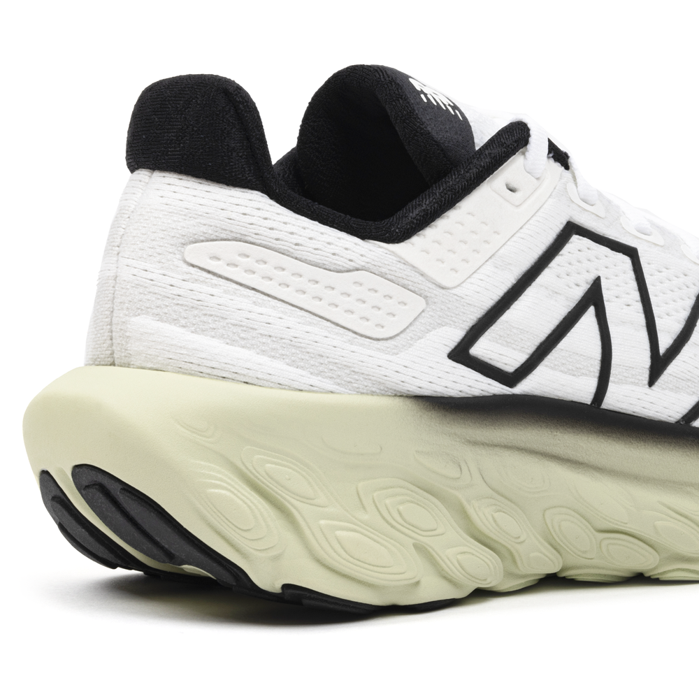 Buty do biegania damskie New Balance Fresh Foam 1080 v13 W1080LAD – białe