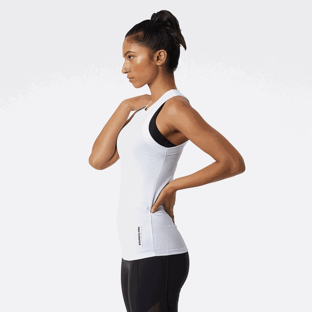 Koszulka New Balance WT21108WT – biała