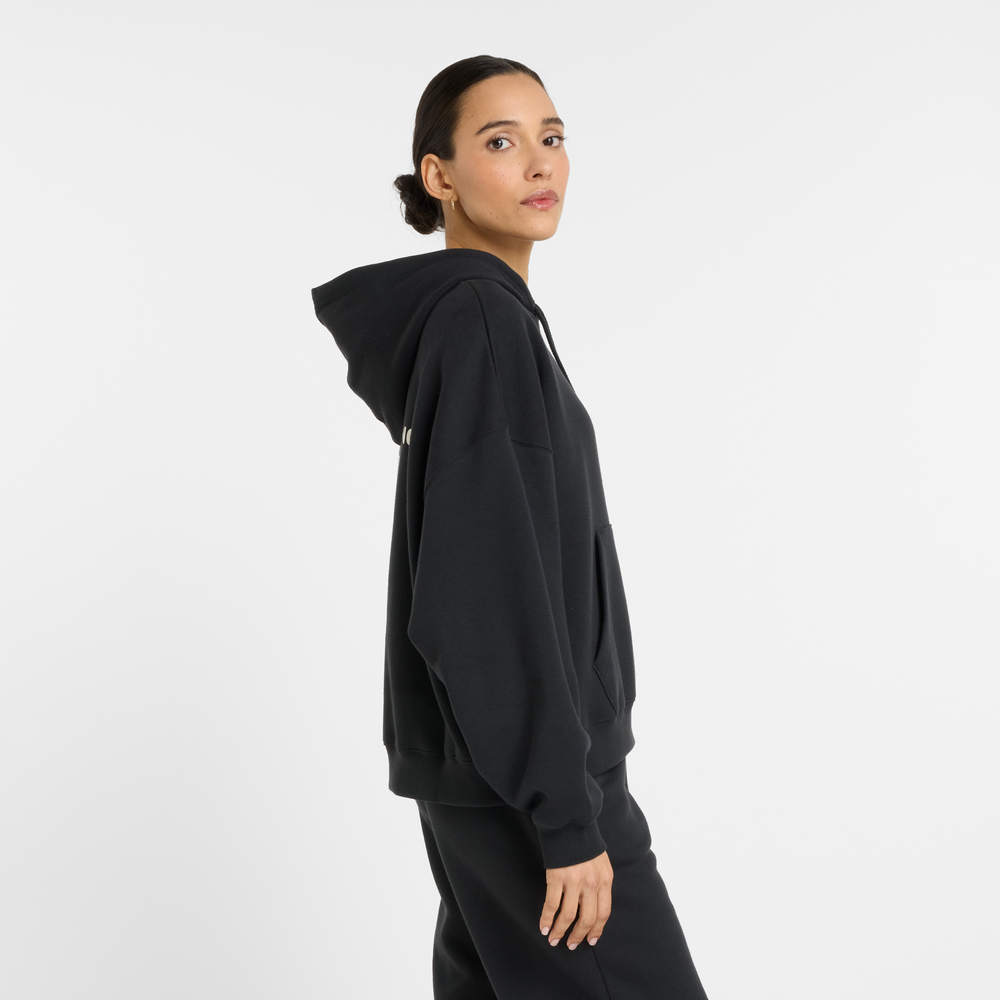 Bluza damska New Balance WT51518BK – czarna