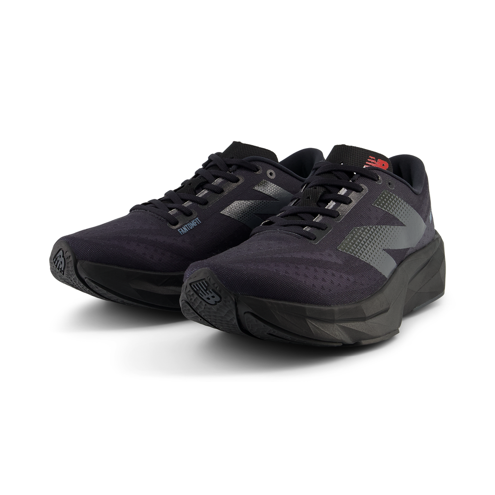 Buty męskie New Balance FuelCell Rebel v4 MFCXLB4 – czarne
