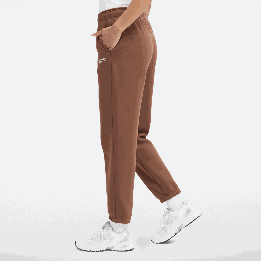 Spodnie damskie New Balance WP33513PNC – brązowe