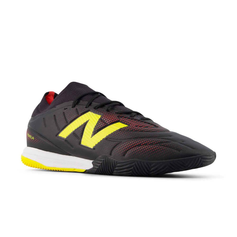 Halówki męskie New Balance TEKELA TEAM LOW LACED IN V5 UT3IL4EI – czarne