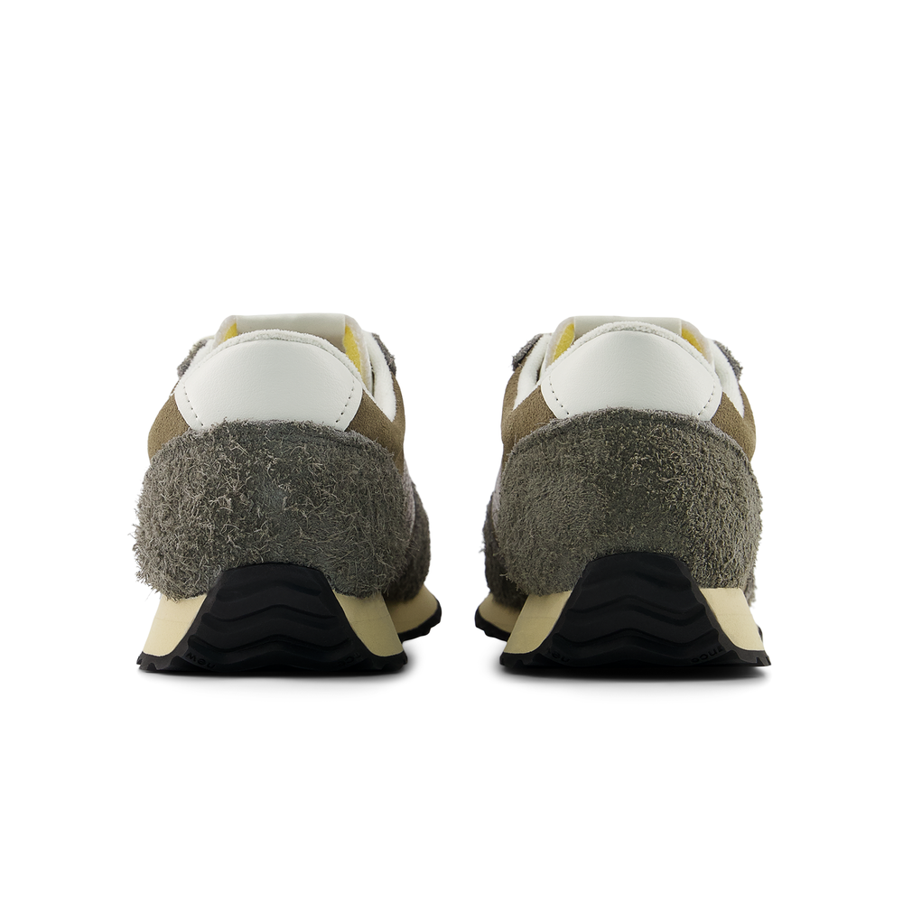 Buty unisex New Balance U4717CF – brązowe