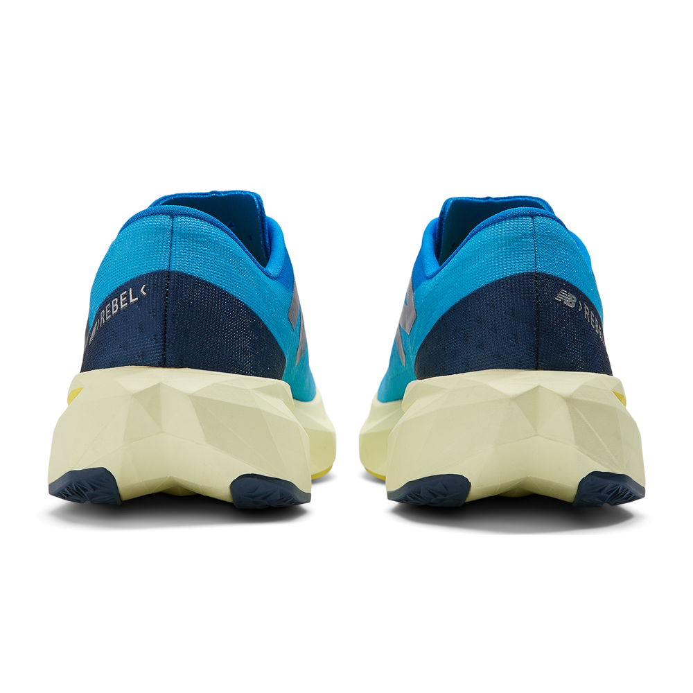 Buty damskie New Balance FuelCell Rebel v4 WFCXLB4 – niebieskie