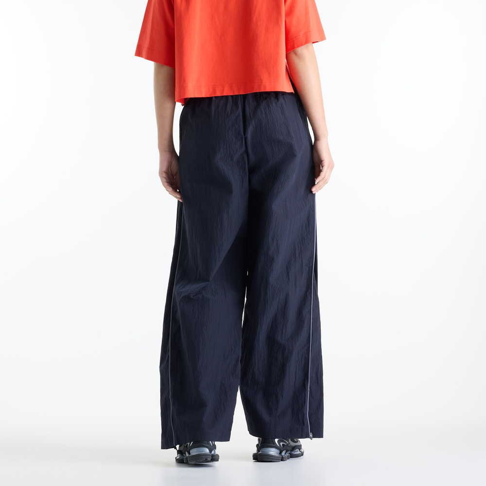 Spodnie damskie New Balance Sport Legacy – granatowe
