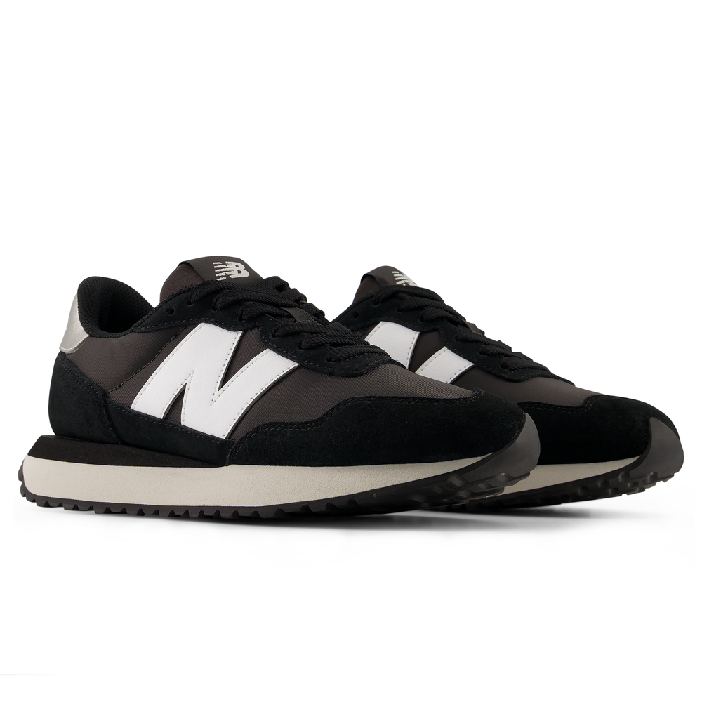 Buty damskie New Balance W23731P – czarne