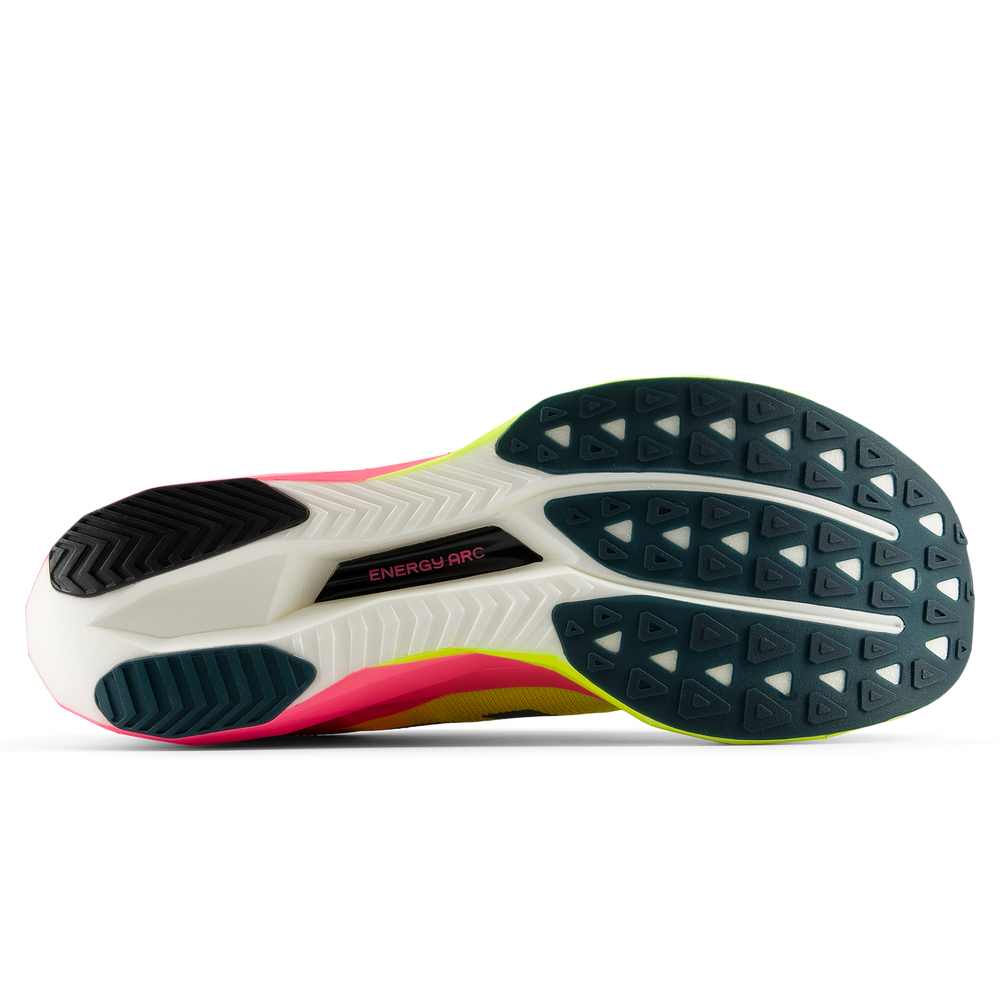 Buty męskie New Balance FuelCell SC Elite V5 TCS London Marathon MRCEL55L – różowe