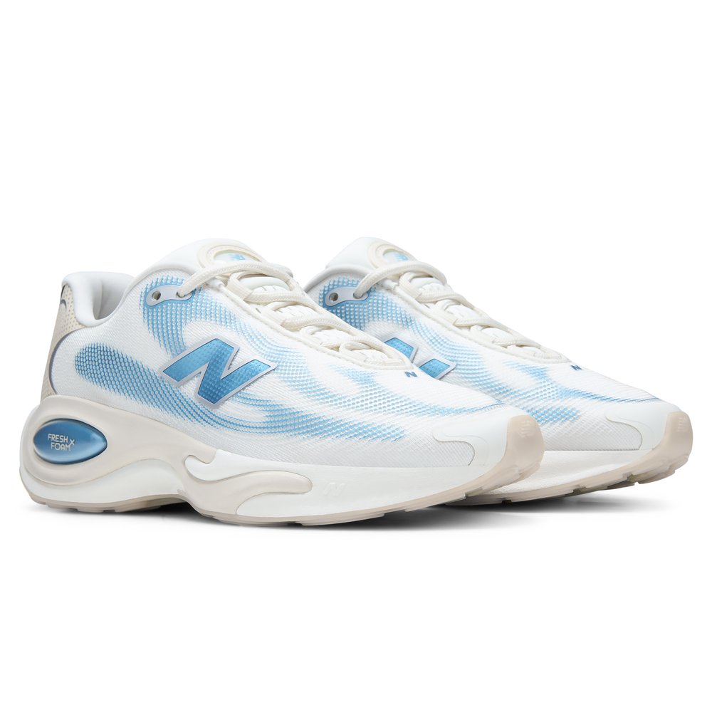 Buty damskie New Balance AC Runner WACR15HW – beżowe