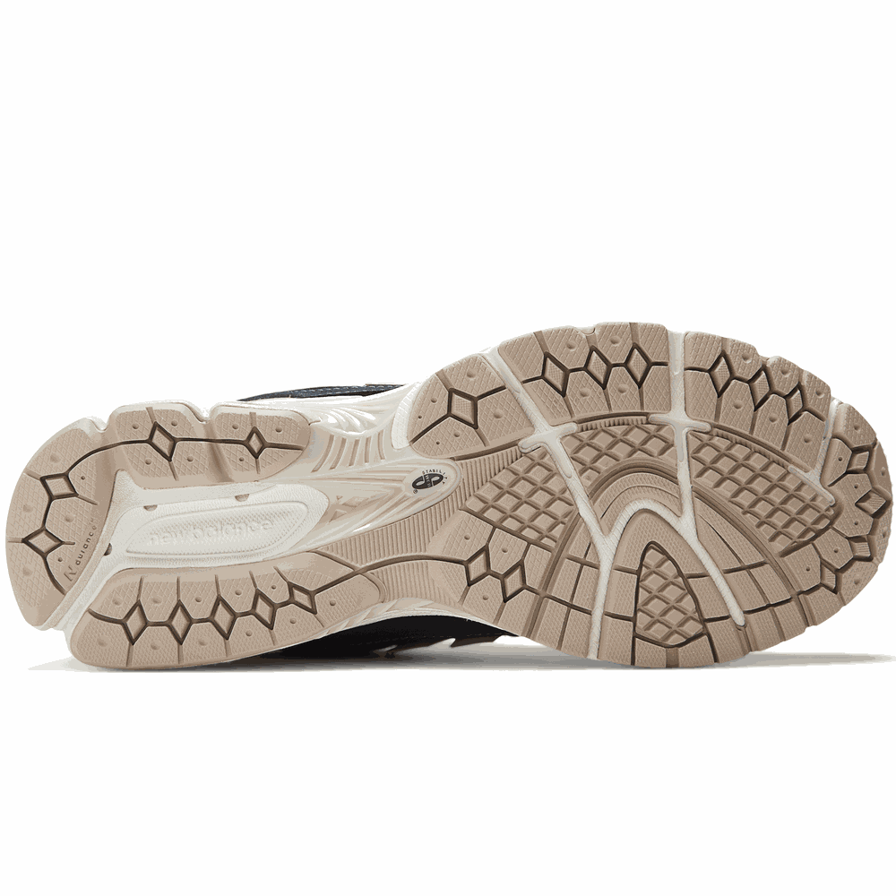 Buty męskie New Balance M1906FB – granatowe