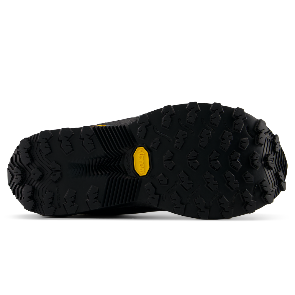 Buty damskie New Balance FuelCell Rebel Trail WRBT5CX – czarne