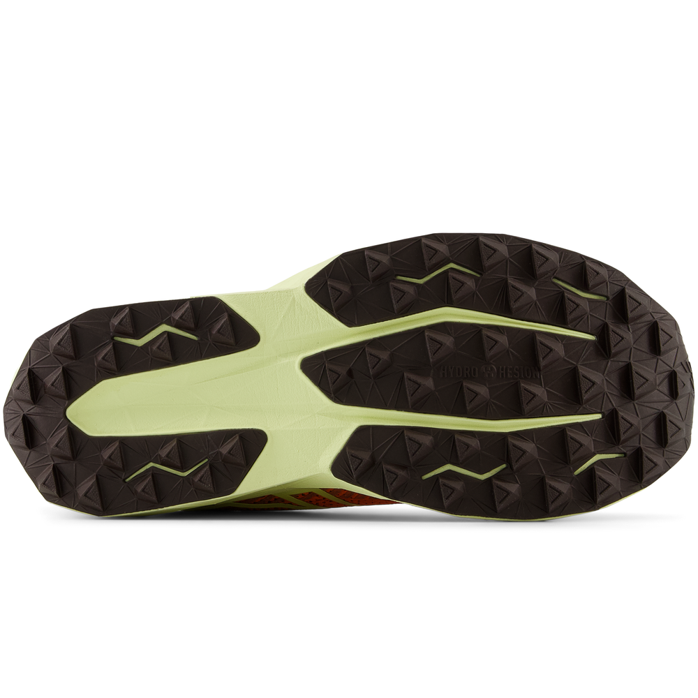 Buty damskie New Balance FuelCell Venym WTVNYMP – pomarańczowe