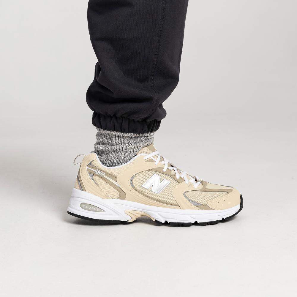 Buty unisex New Balance MR530SMD – beżowe