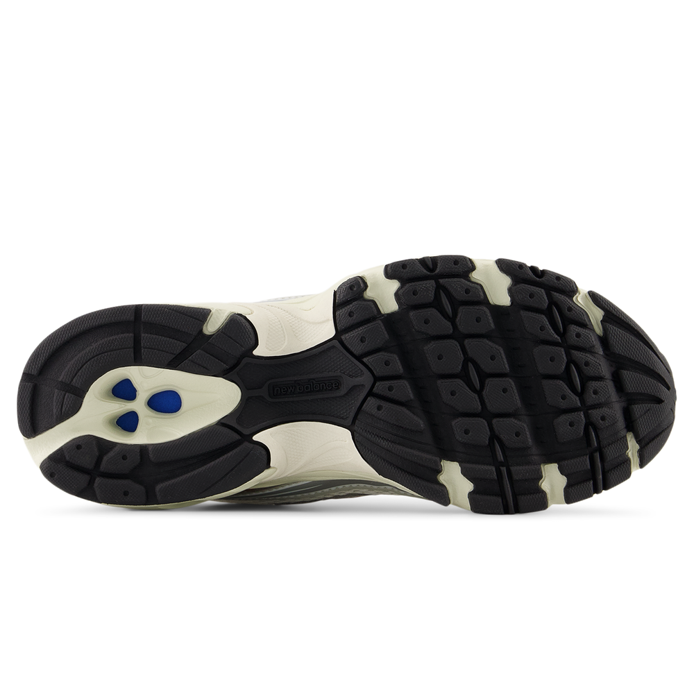 Buty dziecięce New Balance G7404O9 – beżowe