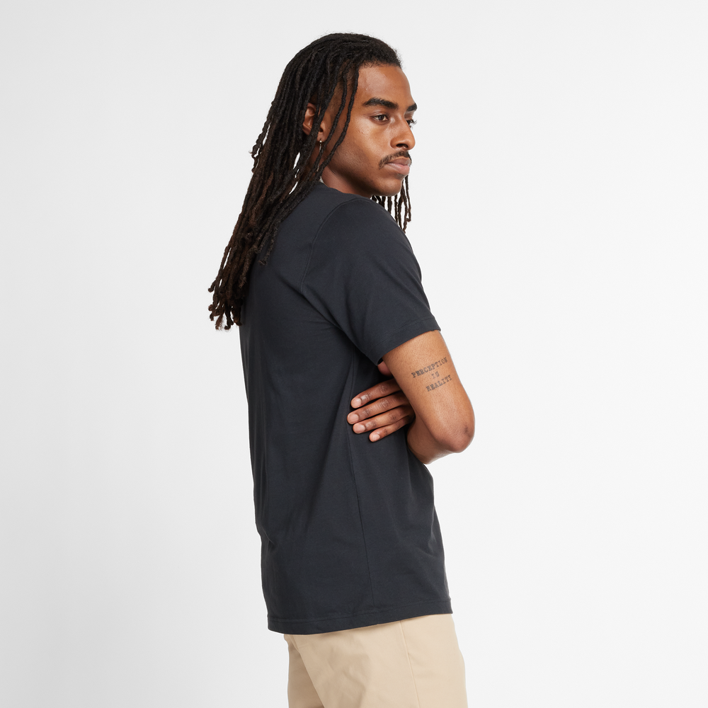 Koszulka męska New Balance MT43902BK – czarna