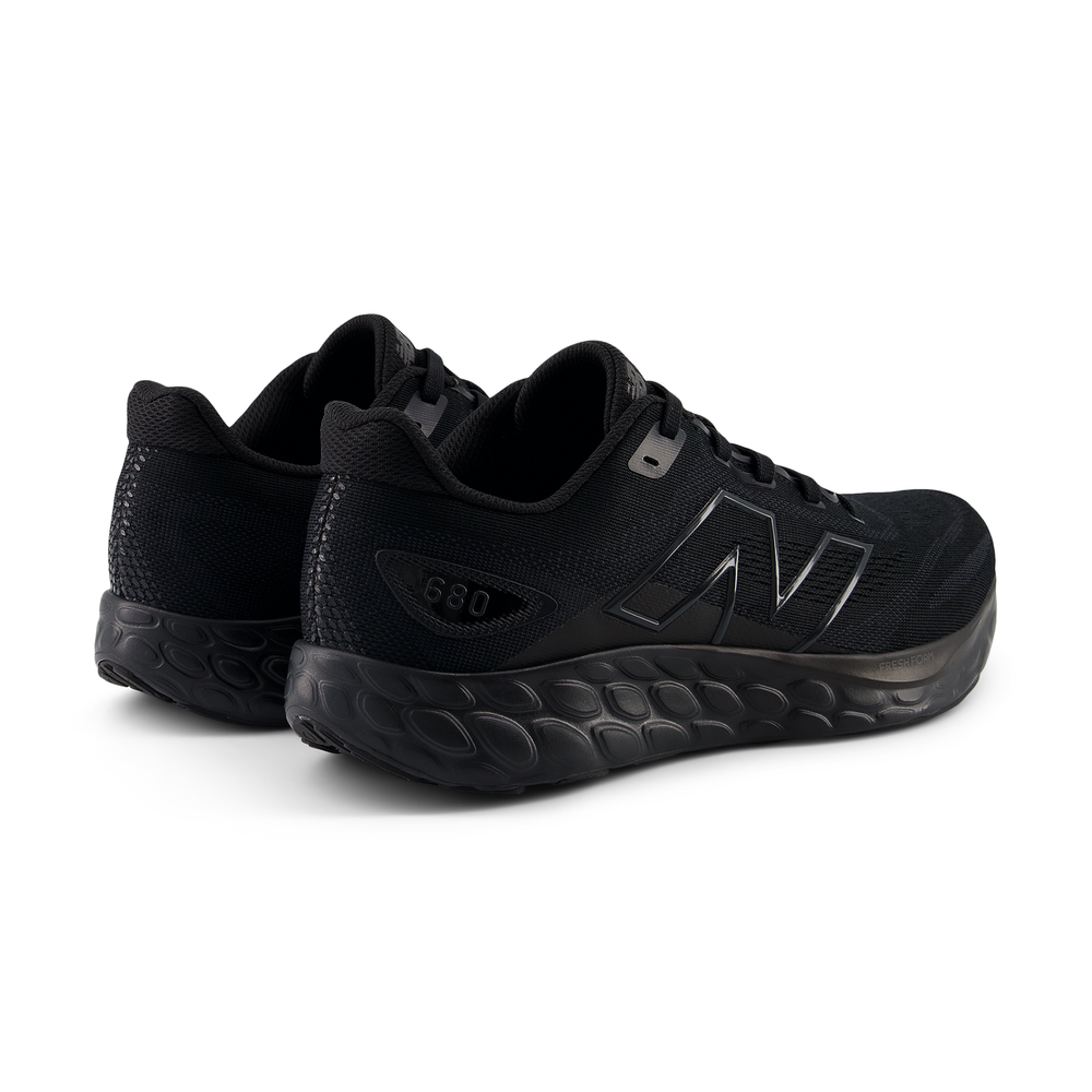Buty męskie New Balance Fresh Foam 680 v8 M680CK8 – czarne