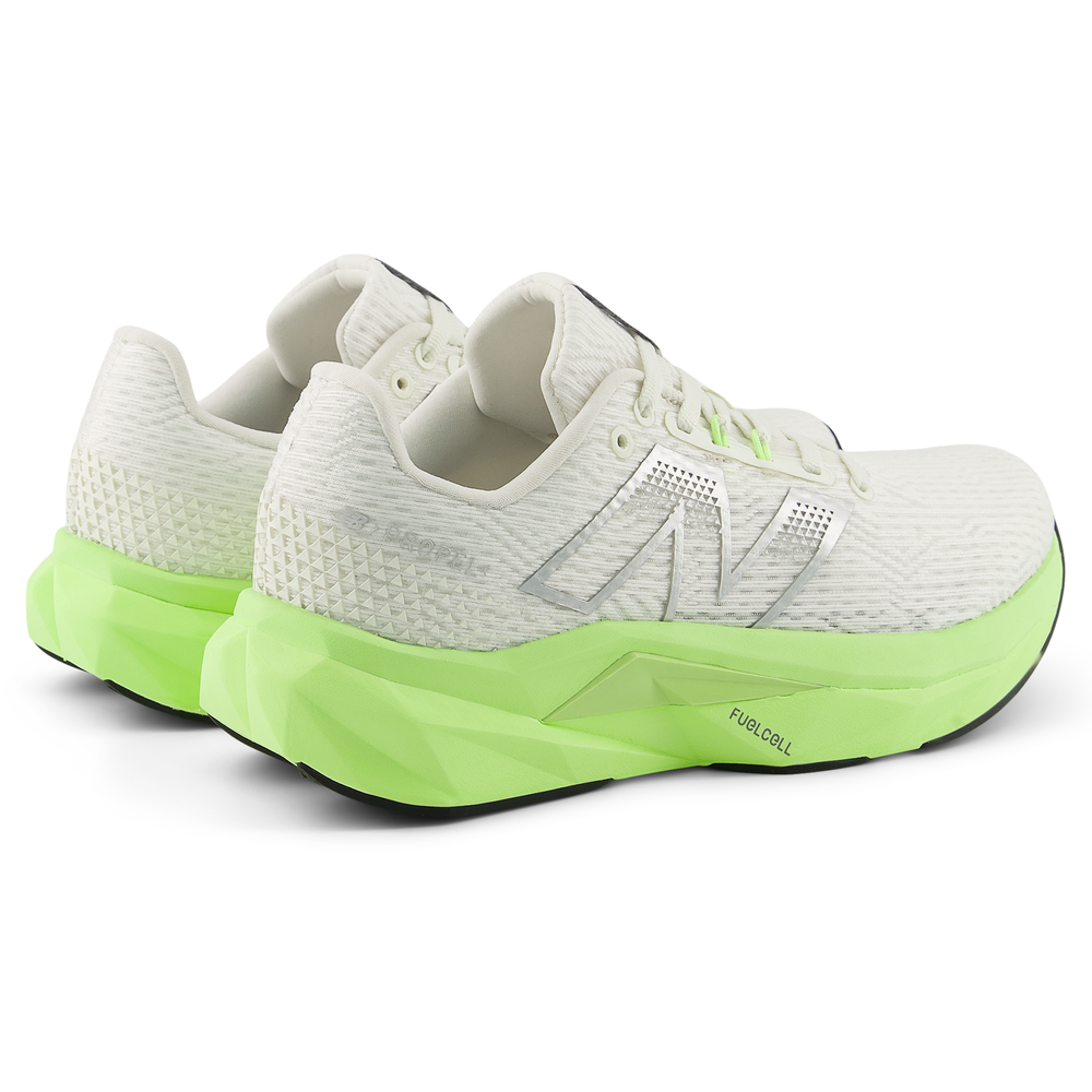 Buty damskie New Balance FuelCell Propel v5 WFCPR4T3 – beżowe