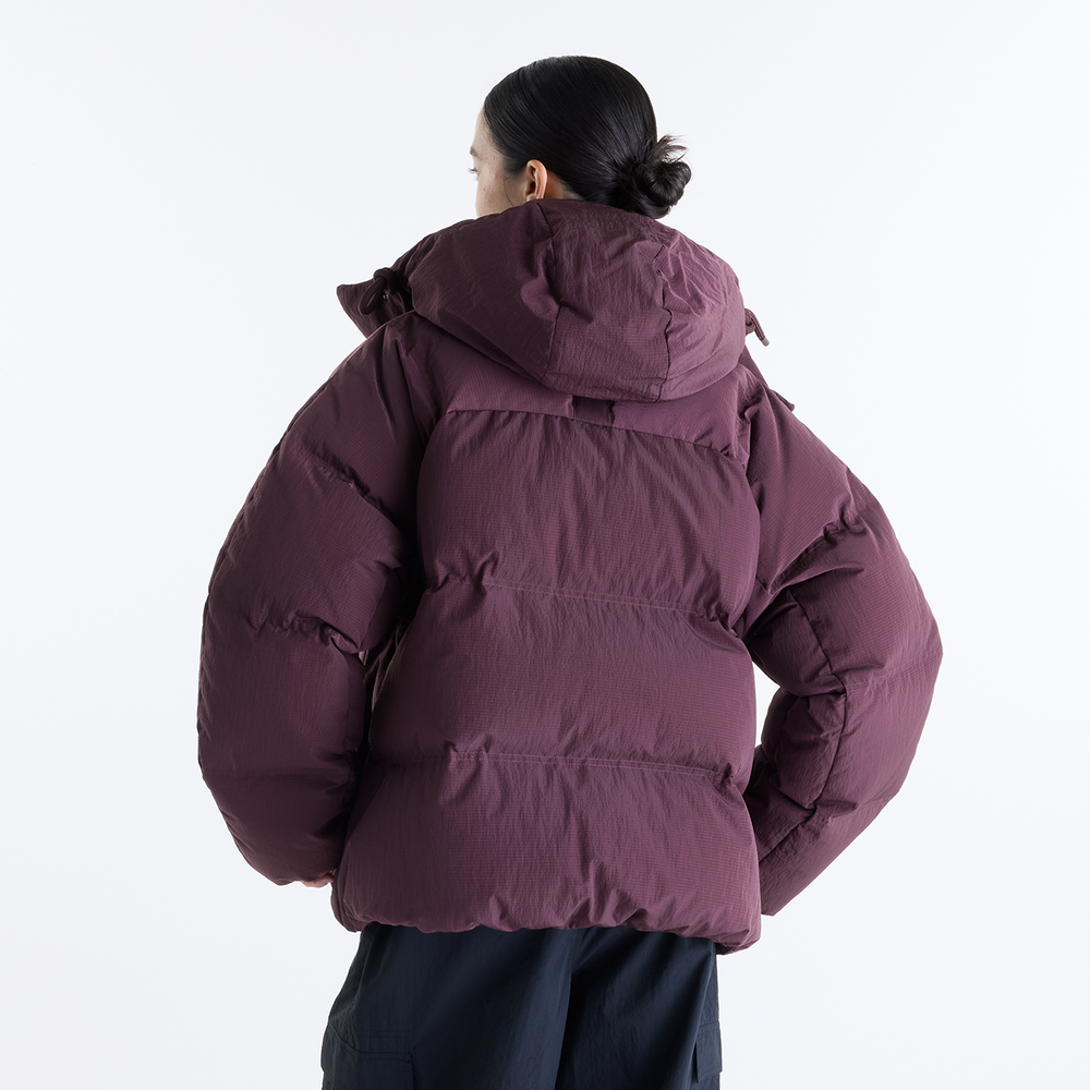 Kurtka damska New Balance Premium Puffer – bordowa