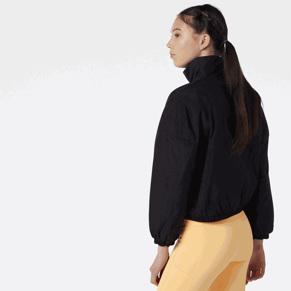 Kurtka New Balance WJ13504BK – czarna