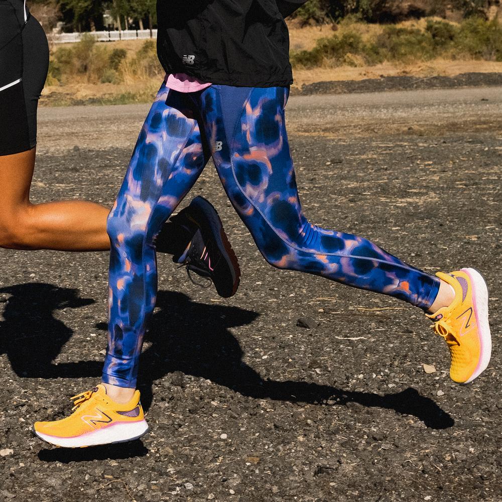 Buty New Balance Fresh Foam 1080 v12 W1080M12 – pomarańczowe