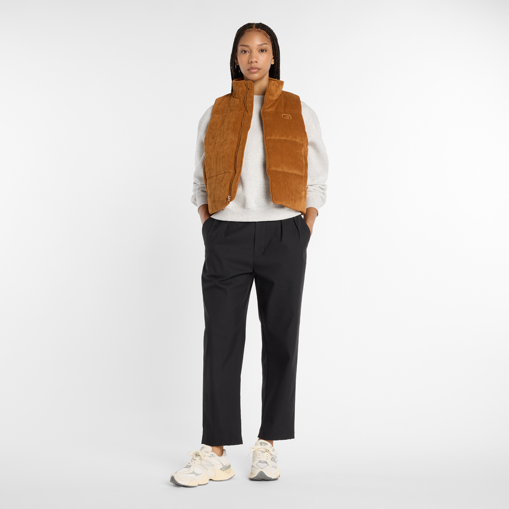 Bezrękawnik damski New Balance WV53500TOF – beżowy