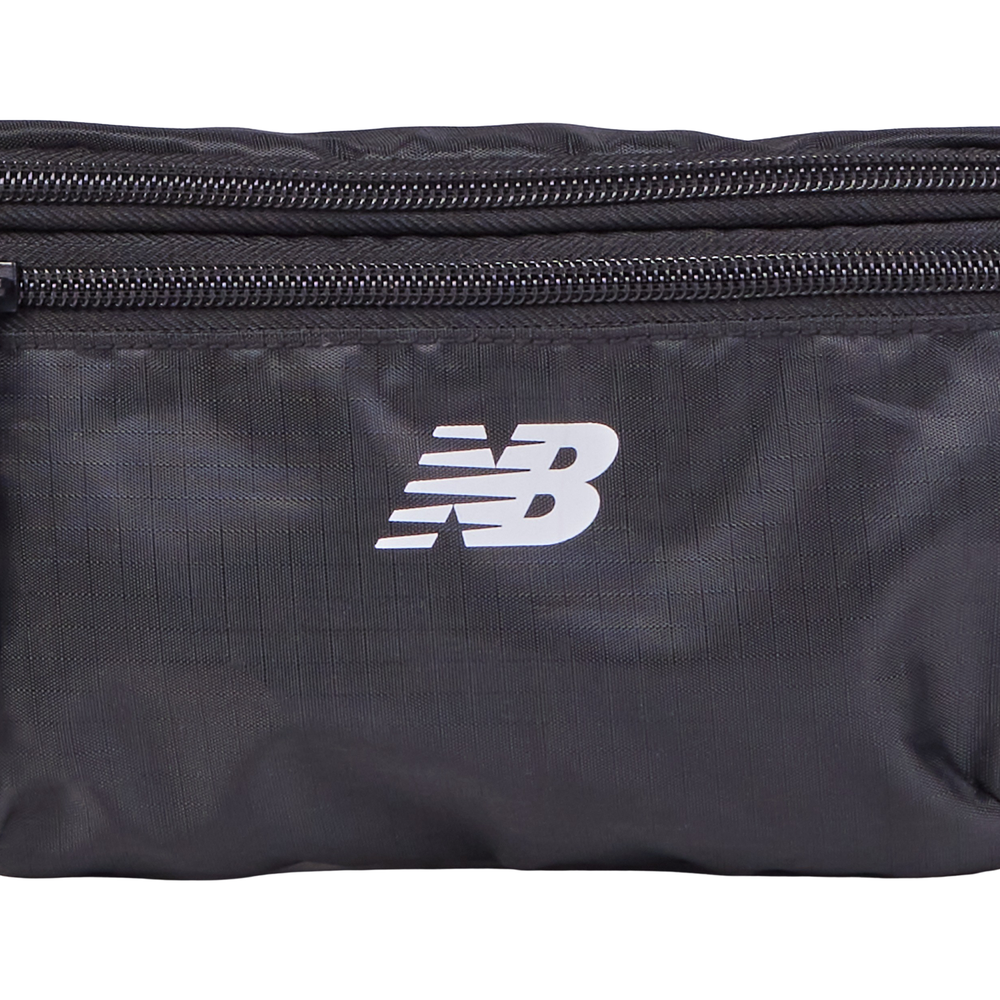 Saszetka New Balance LAB51902BK – czarna