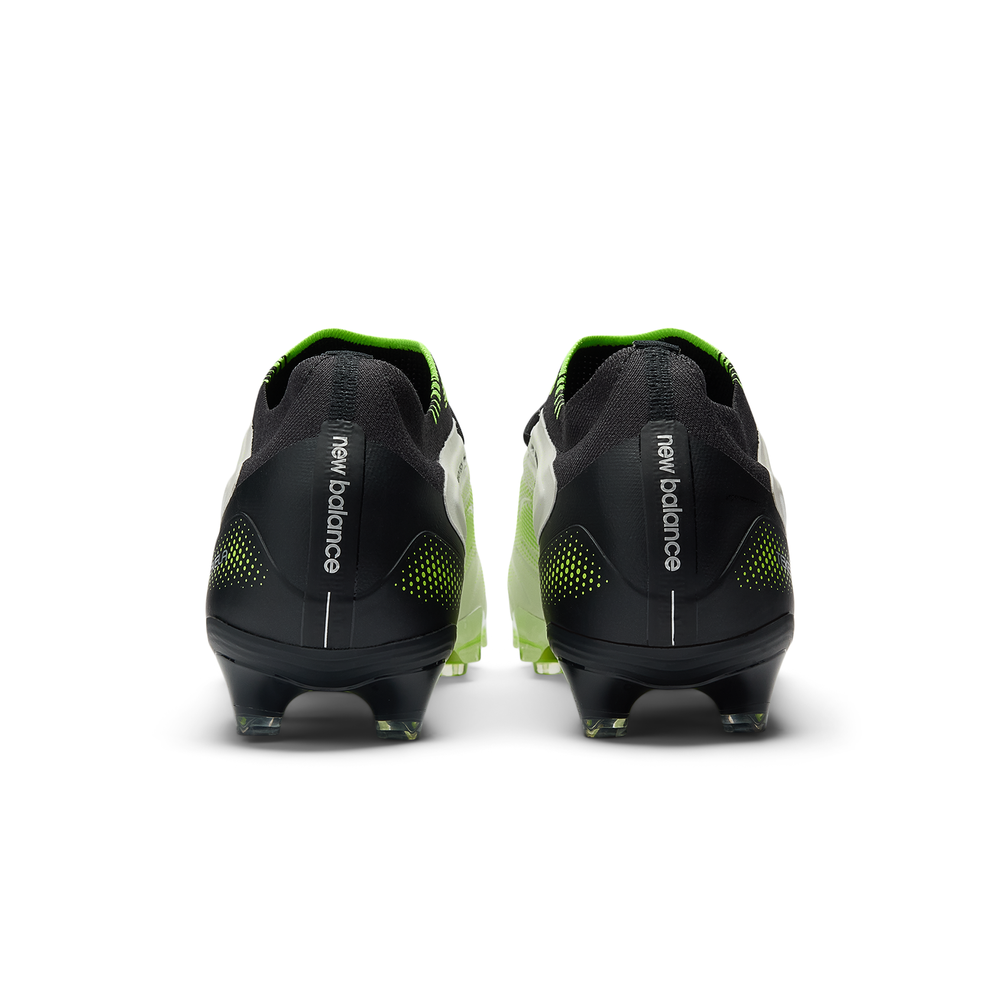 Korki męskie New Balance TEKELA ELITE FG V5 ST1FLSP5 – białe