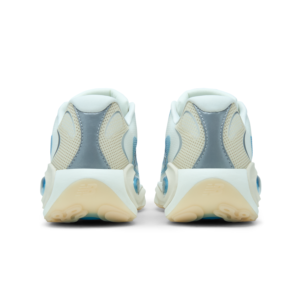Buty damskie New Balance AC Runner WACR15HW – beżowe