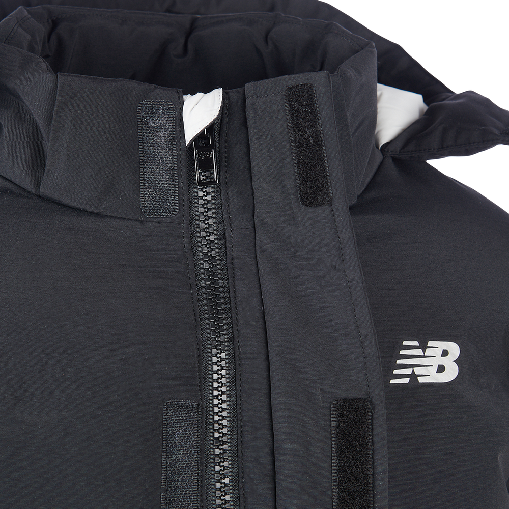 Kurtka dziecięca New Balance LAKB0287BK – czarna