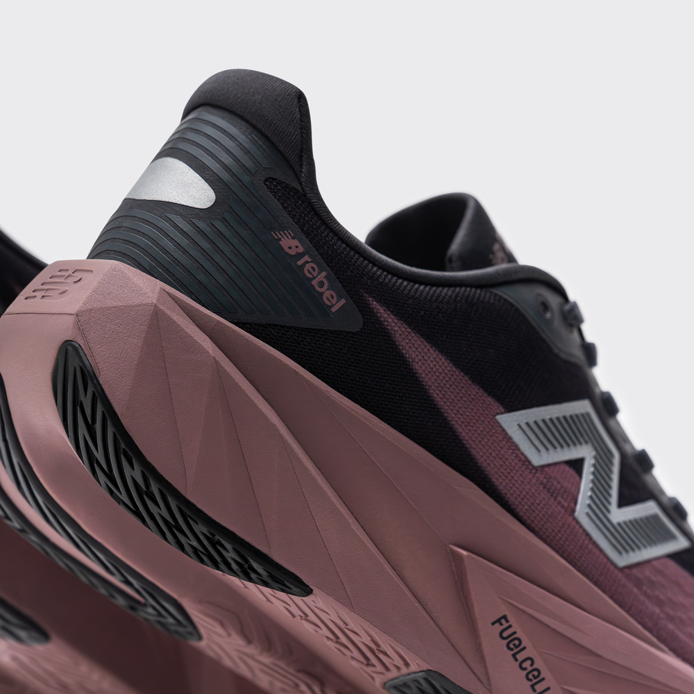 Buty damskie New Balance FuelCell Rebel v5 WFCX3WA – różowe