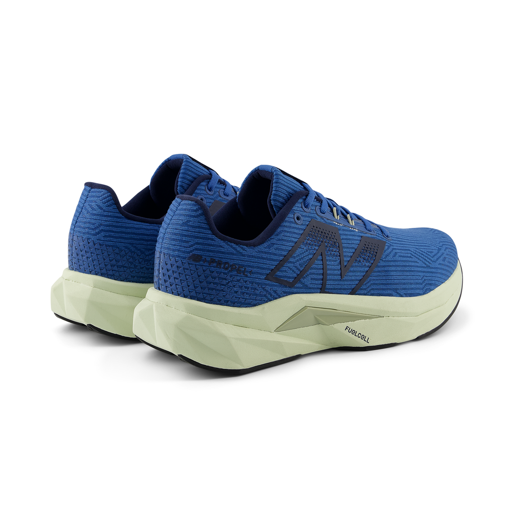 Buty męskie New Balance FuelCell Propel v5 MFCPRCN5 – niebieskie