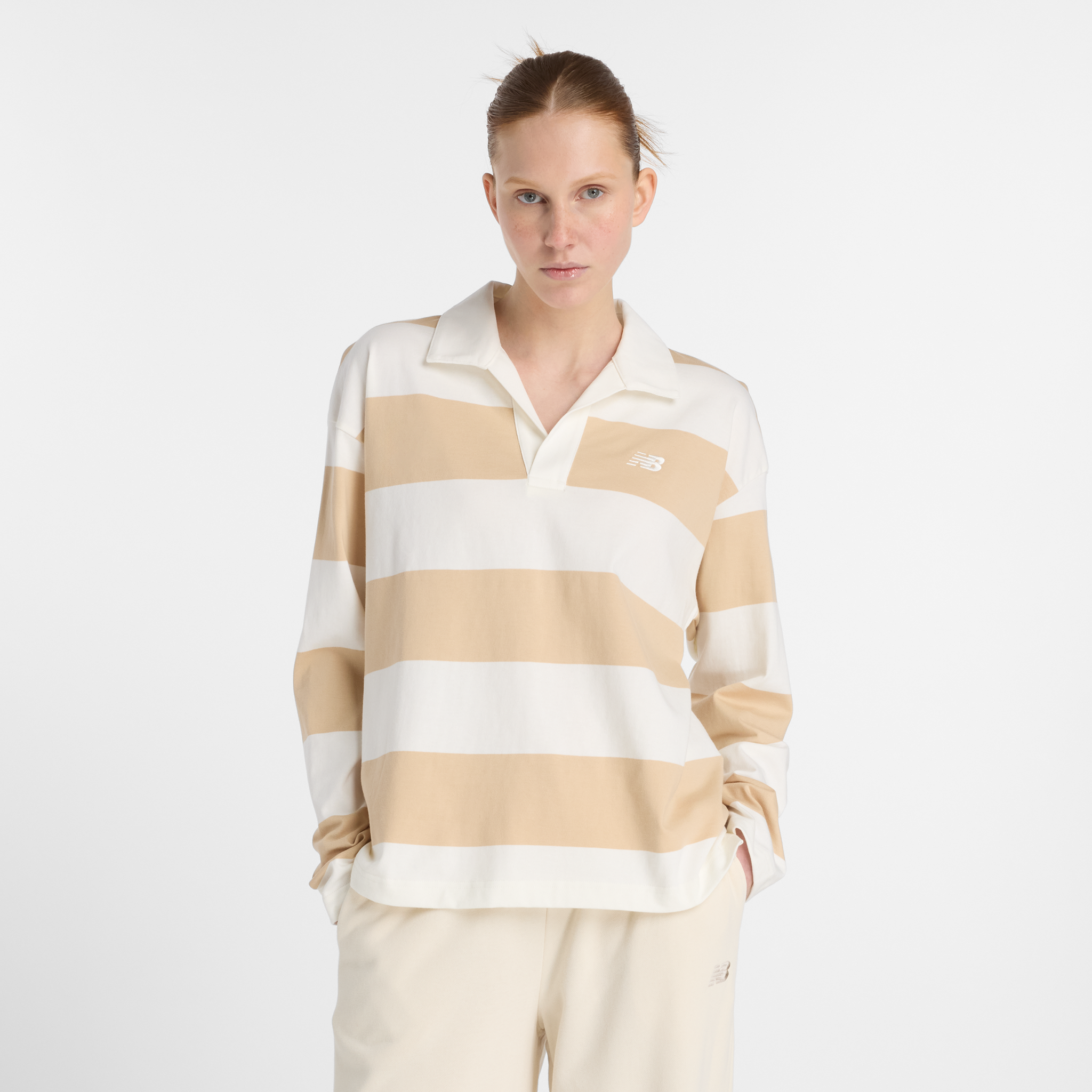 Koszulka damska New Balance WT53522DLA – beżowa