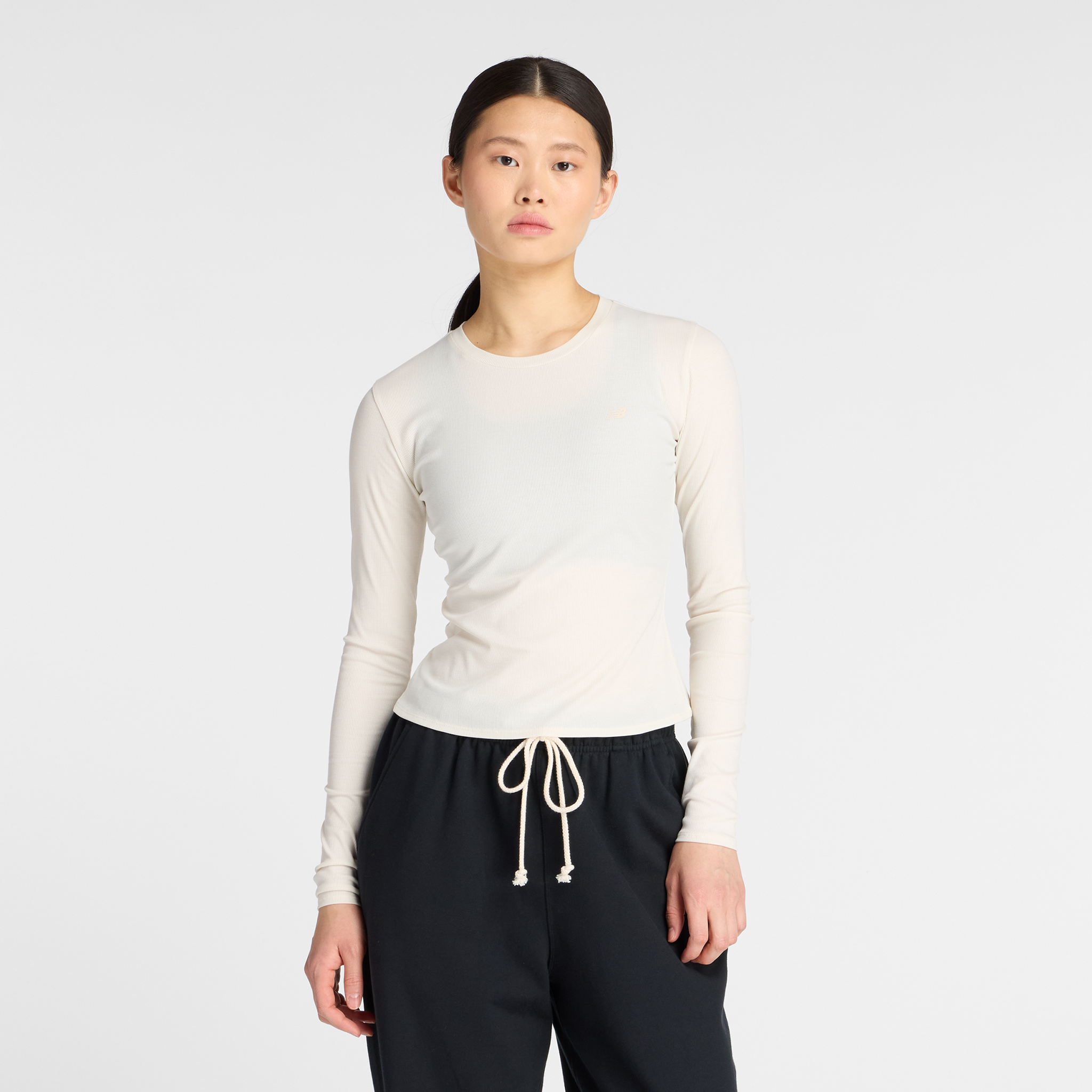 Koszulka damska New Balance WT53133PEF – beżowa